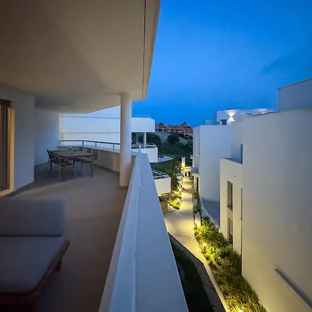 58 Stylish 3br, Pool, Near Marbella