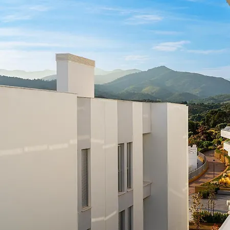 58 Stylish 3br, Pool, Near Marbella